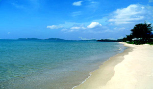 View of Koh Samet from Pacific Club and Logan's Laem Mae Phim westward